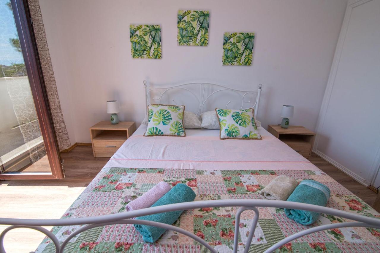 Appartamento Nena Mali Lošinj Esterno foto