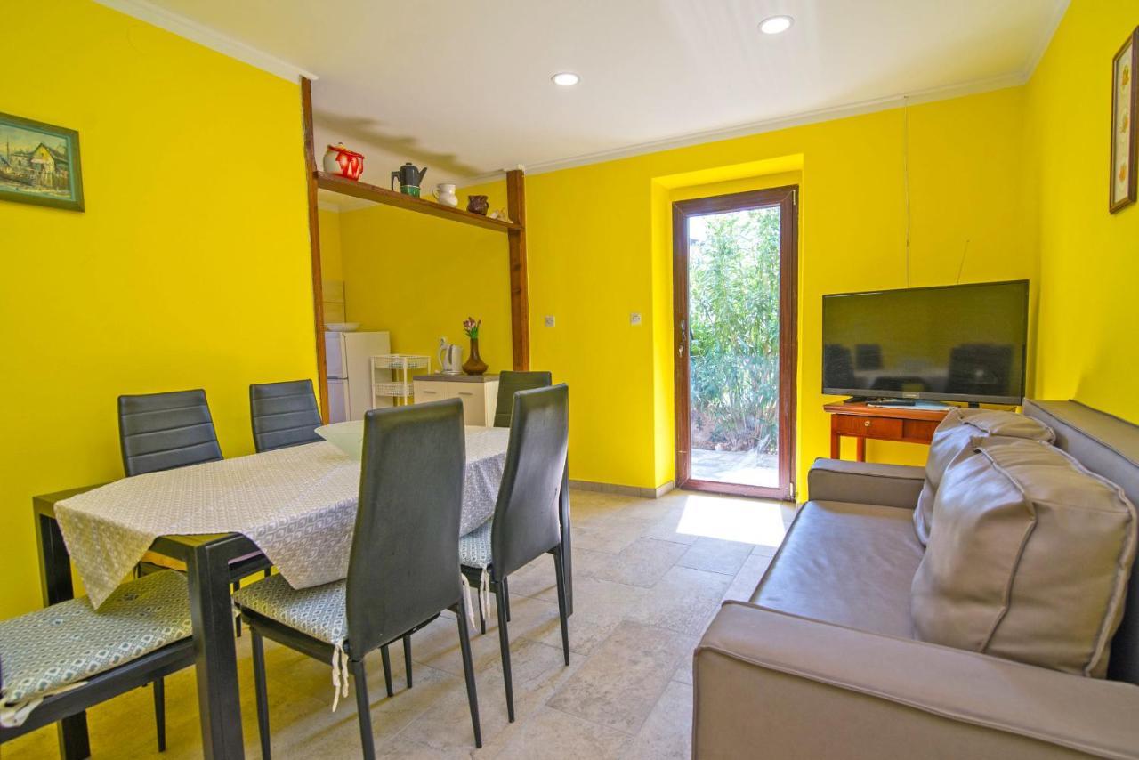 Appartamento Nena Mali Lošinj Esterno foto